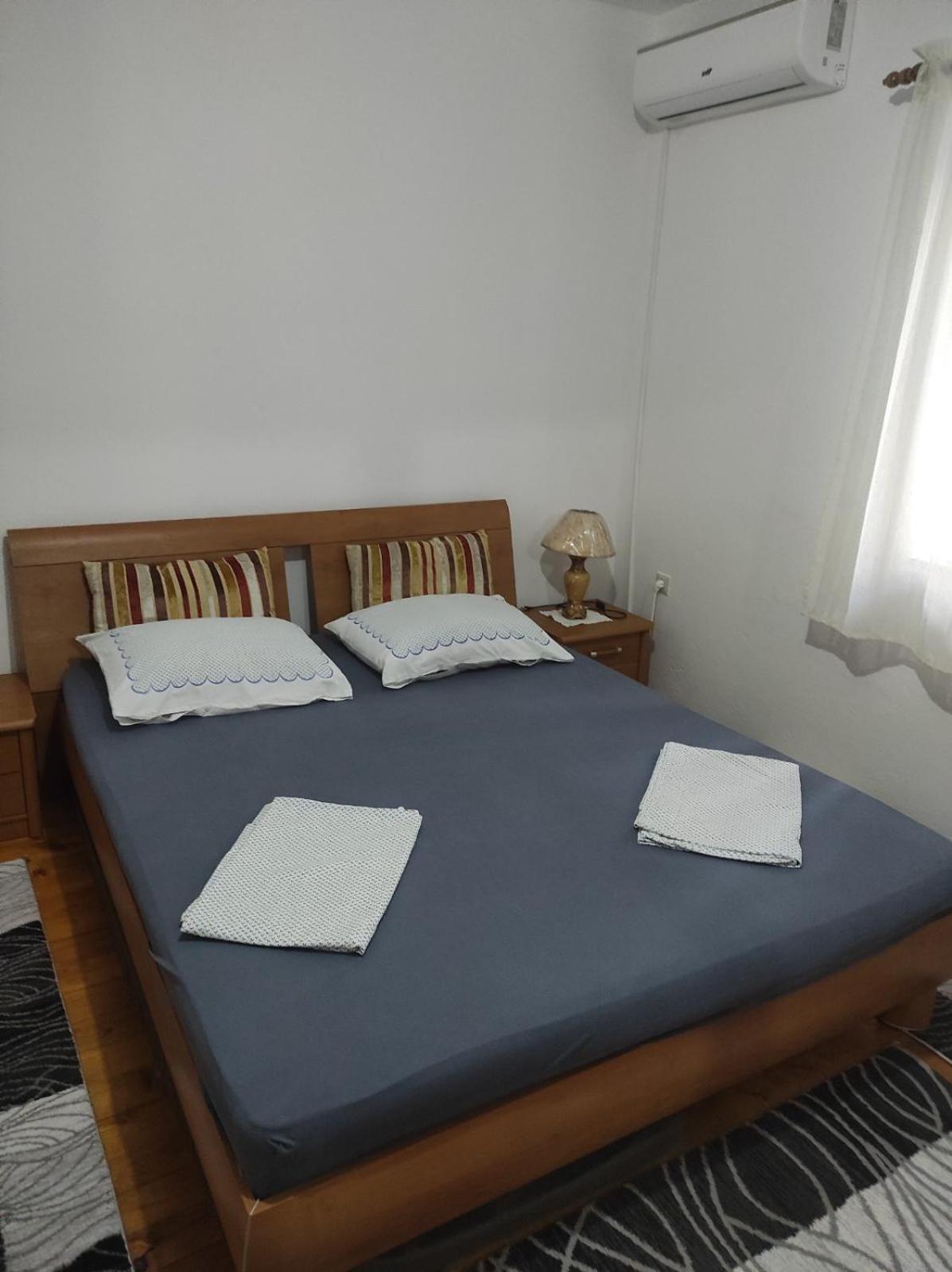 Room At Grandma'S Fatima Stolac Luaran gambar