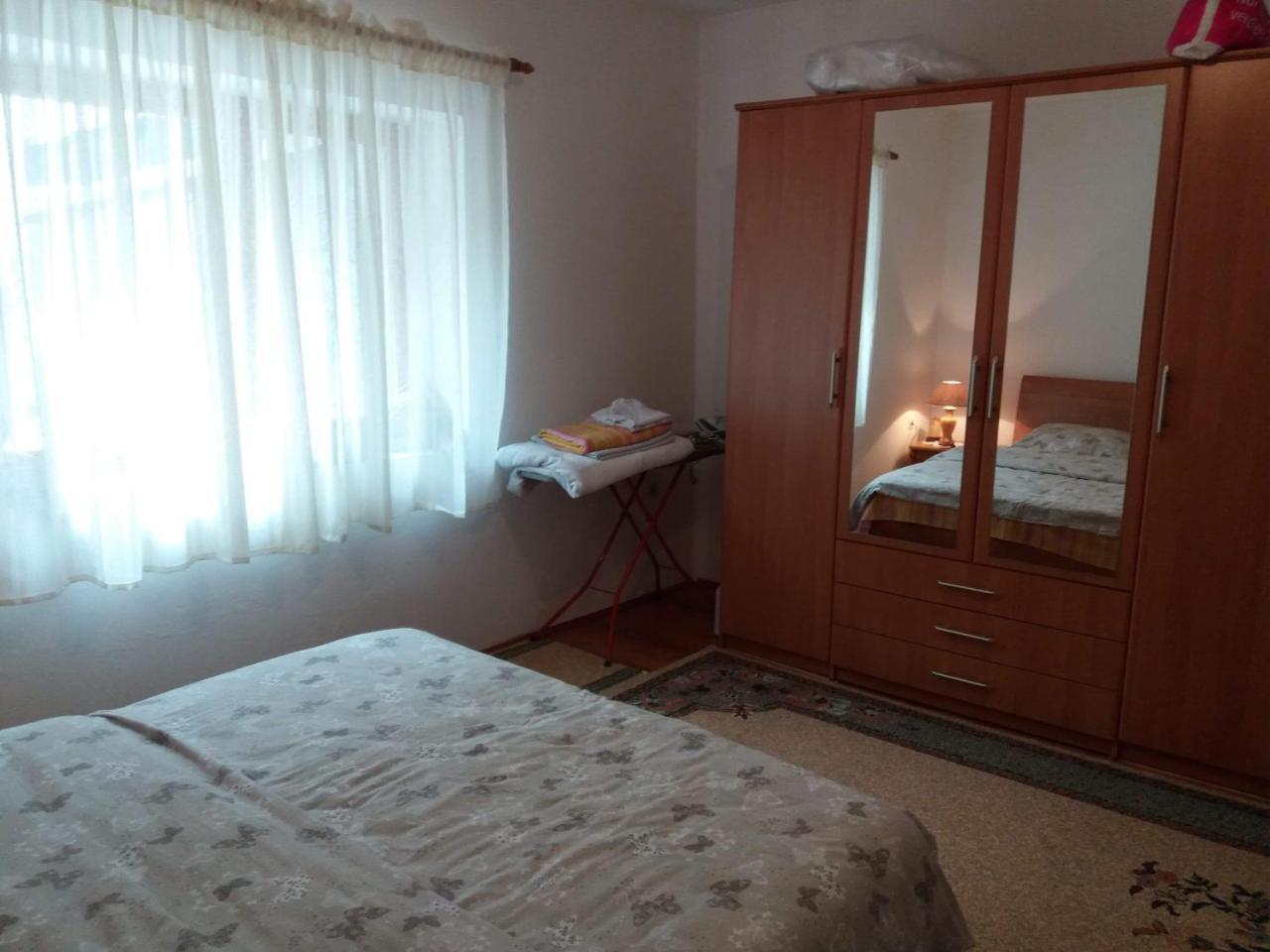 Room At Grandma'S Fatima Stolac Luaran gambar