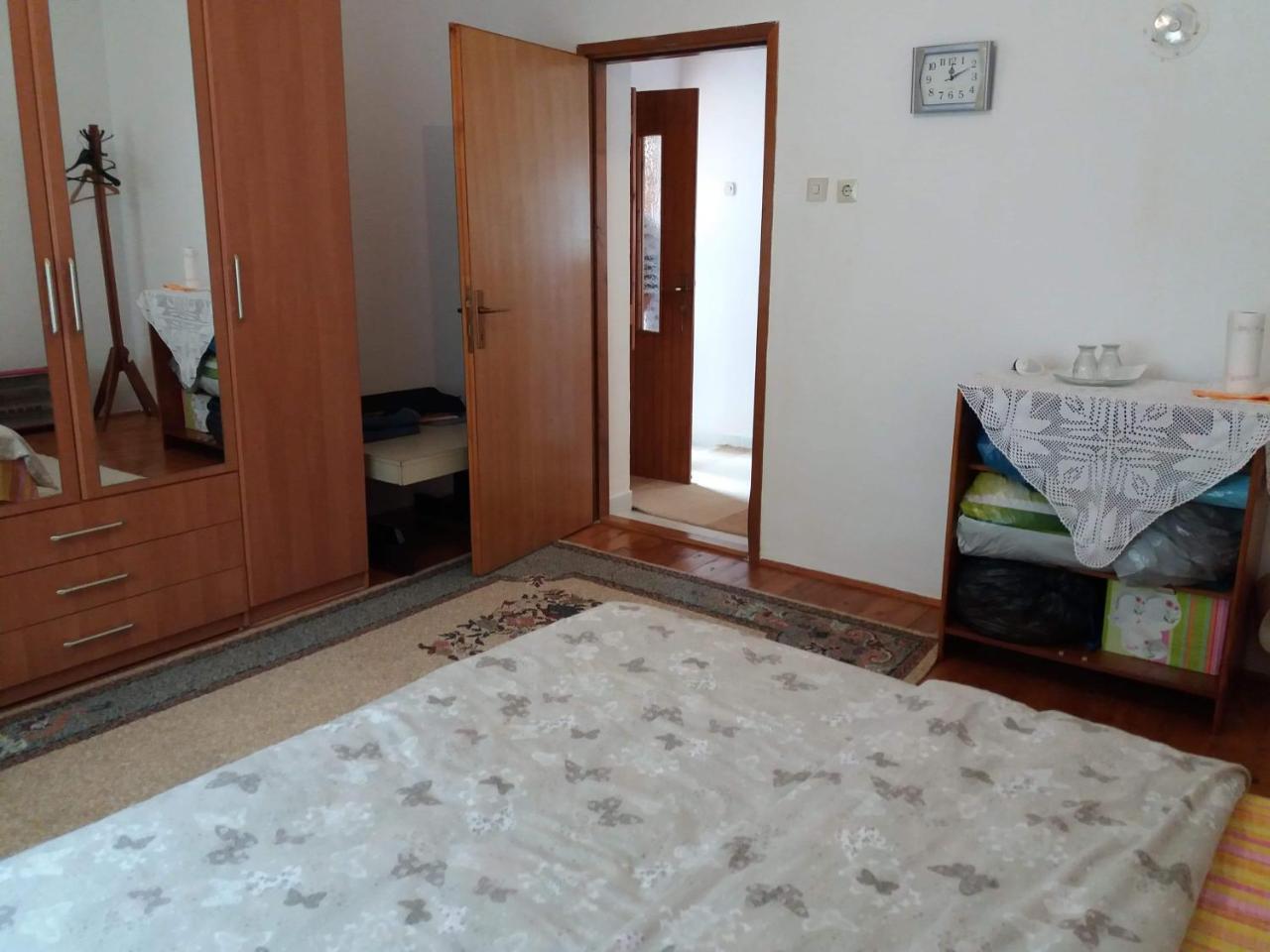 Room At Grandma'S Fatima Stolac Luaran gambar